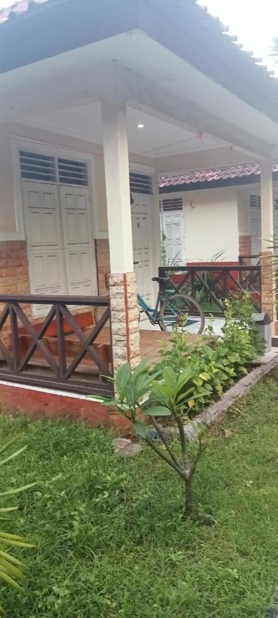Homestay Lucu 2 Джили Трауанган Екстериор снимка