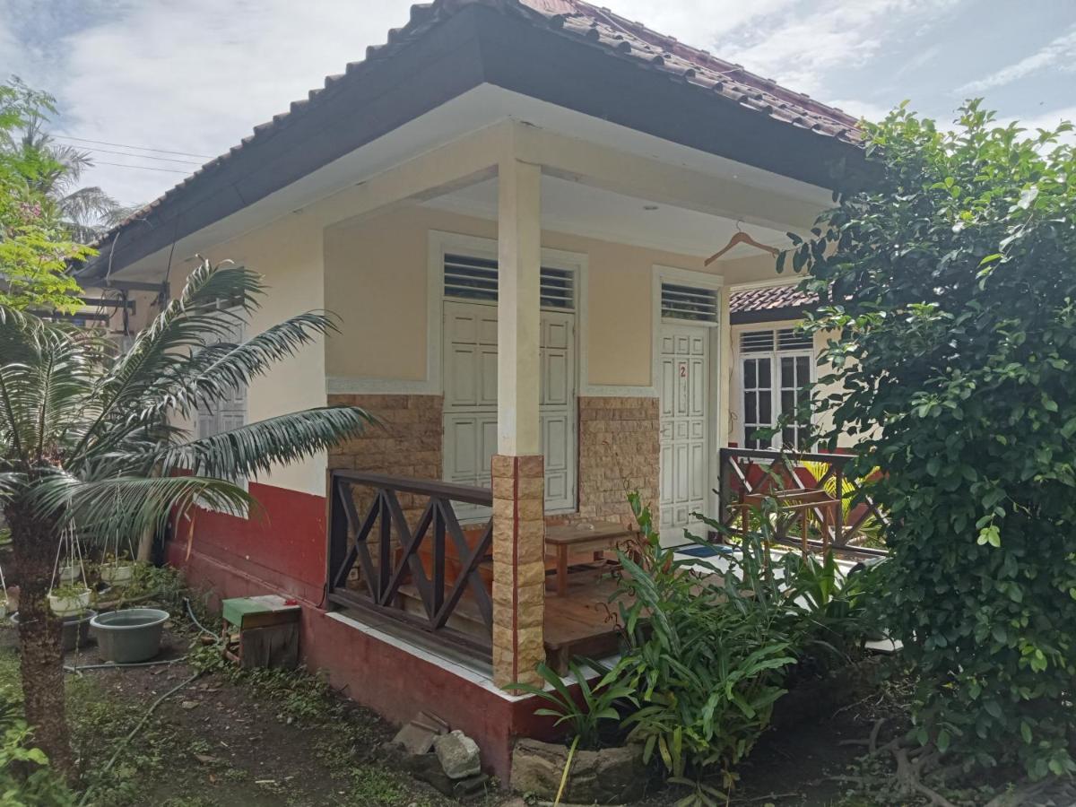 Homestay Lucu 2 Джили Трауанган Екстериор снимка