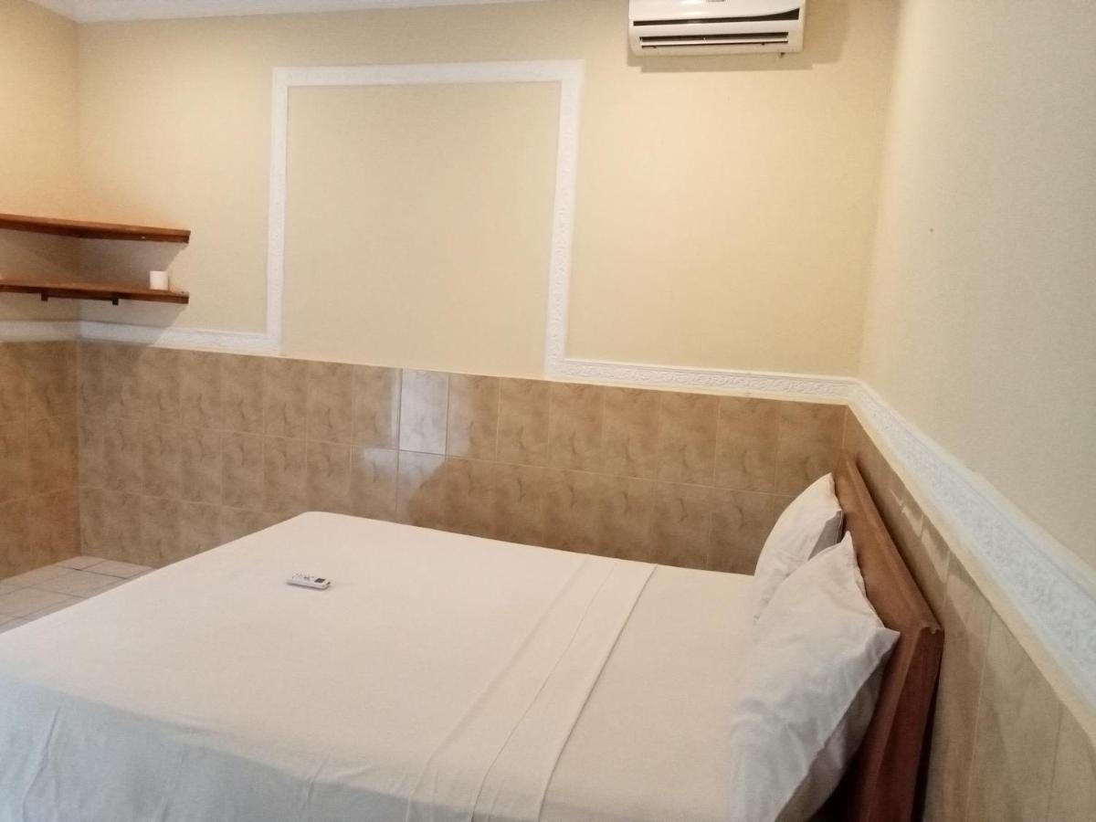 Homestay Lucu 2 Джили Трауанган Екстериор снимка