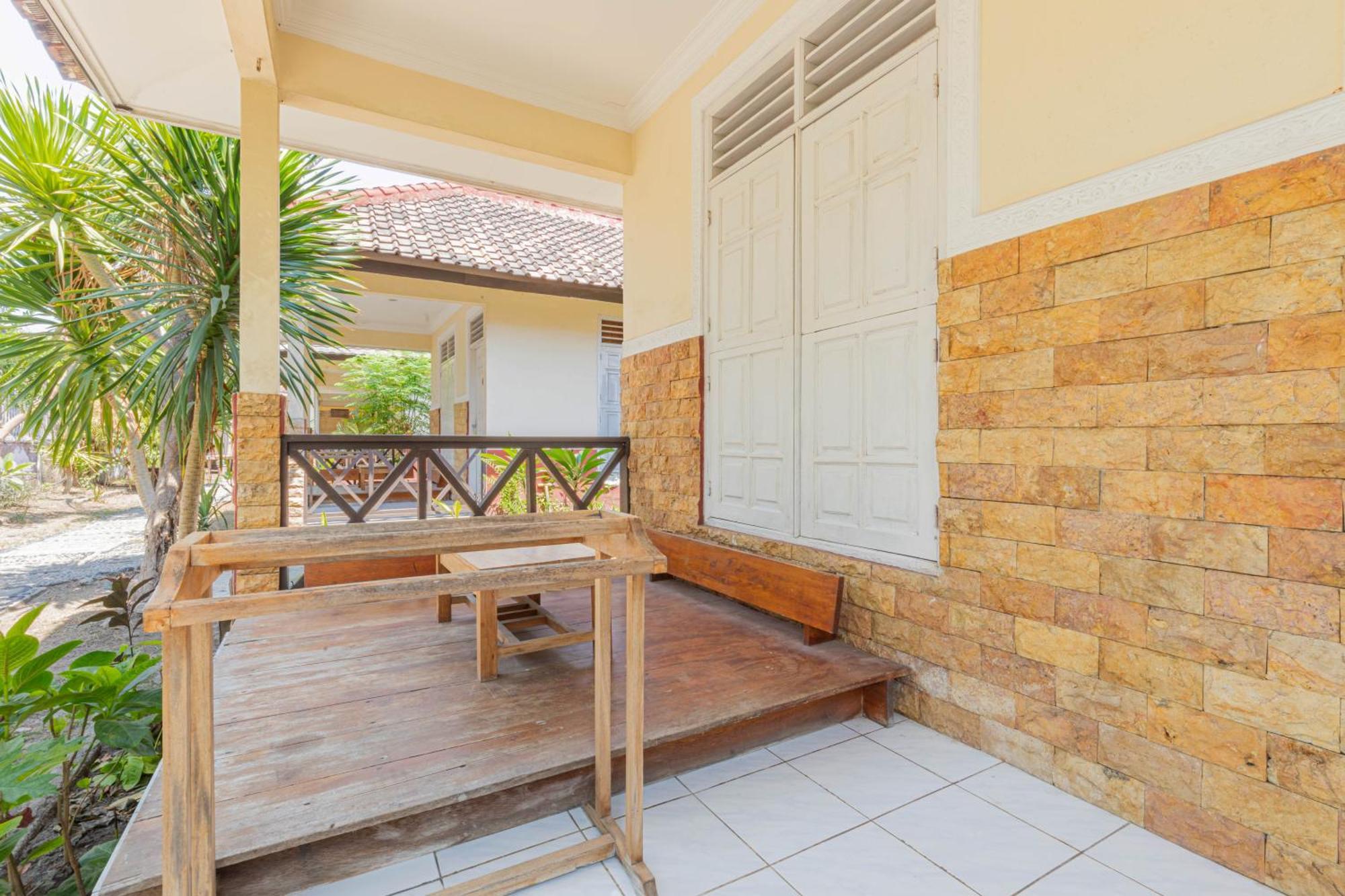 Homestay Lucu 2 Джили Трауанган Екстериор снимка